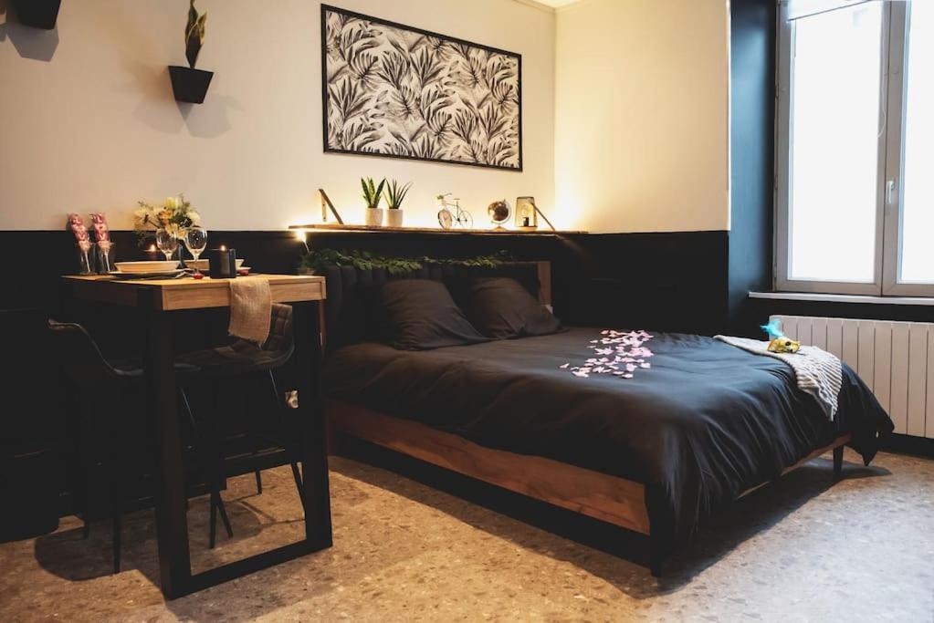 Love Room, La Douce Angevine Angers Exteriér fotografie